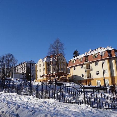 Zdrojowy Sanus Hotel Swieradow-Zdroj Luaran gambar